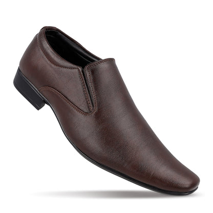 Walkaroo Men Loafer Formal Shoes - 17101 Brown - Walkaroo Footwear