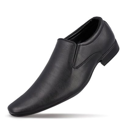 Walkaroo Men Loafer Formal Shoes - 17101 Black - Walkaroo Footwear