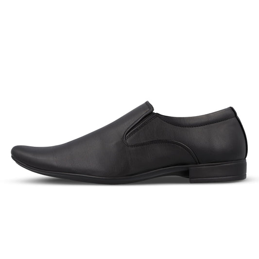 Walkaroo Men Loafer Formal Shoes - 17101 MATTE BLACK - Walkaroo Footwear